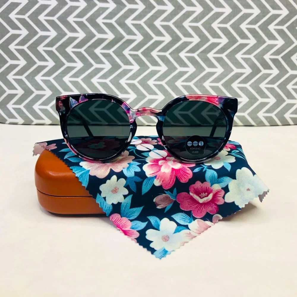 KOMONO The Lulu Floral Sunglasses NEW wing tip cateye black pink - Picture 4 of 12
